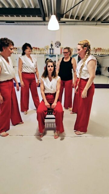 ☆ Lyrical Jazz ☆
#gettingready #dansvoorstelling #dancerslife #lyricaljazz #jazz #adultdancer #dancefamily #beyondbasic #dancers