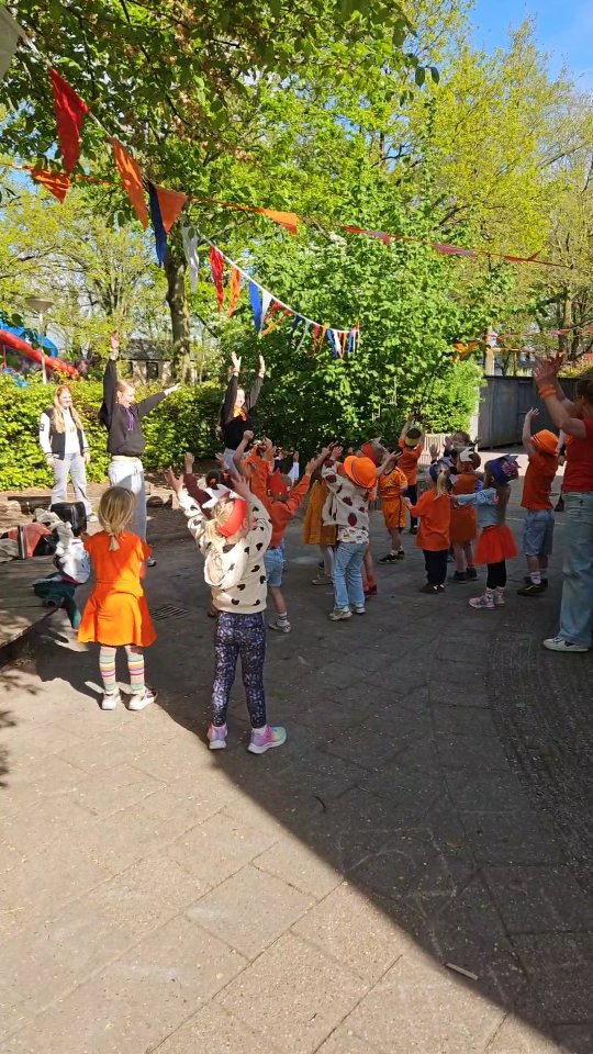 ☆ KONINGSSPELEN 2026 ☆
Wat een feest, dit jaar op vele verschillende scholen!
In Amersfoort, Hoogland en Soest 🥳
#koningsspelen #2026 #passievoordans💜 #samendansen